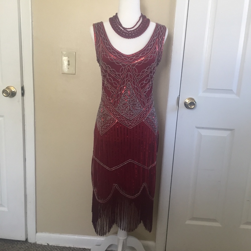 Vintage 1920s flapper girl dress (Small)